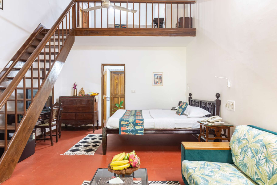 mvr grand hotel