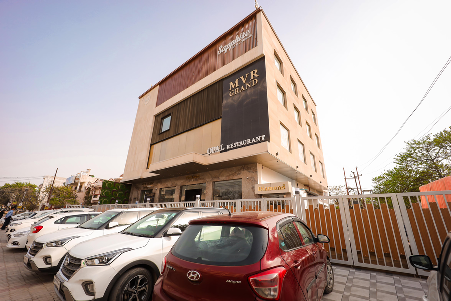 mvr grand hotel