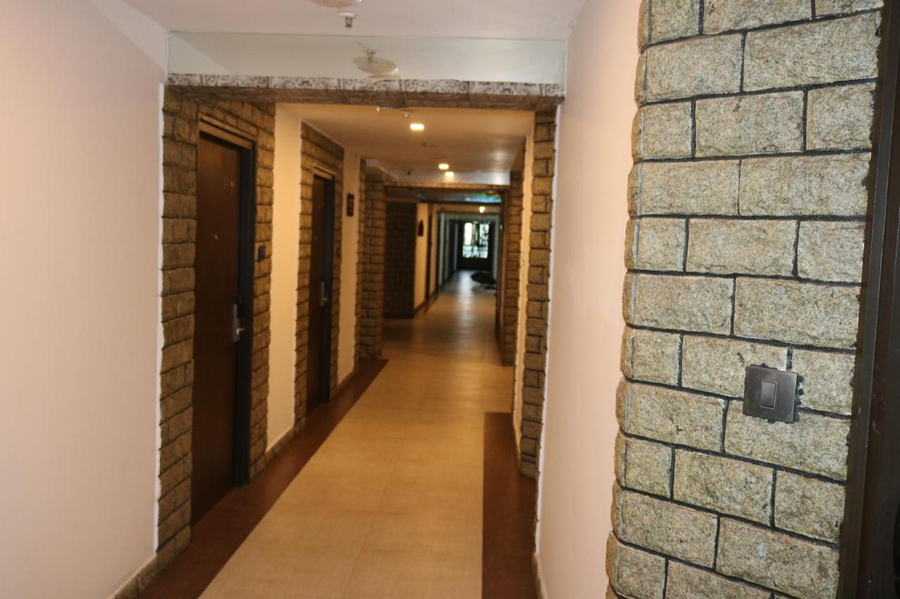 Hotel SK Riverfront,Governor Peta,3 star