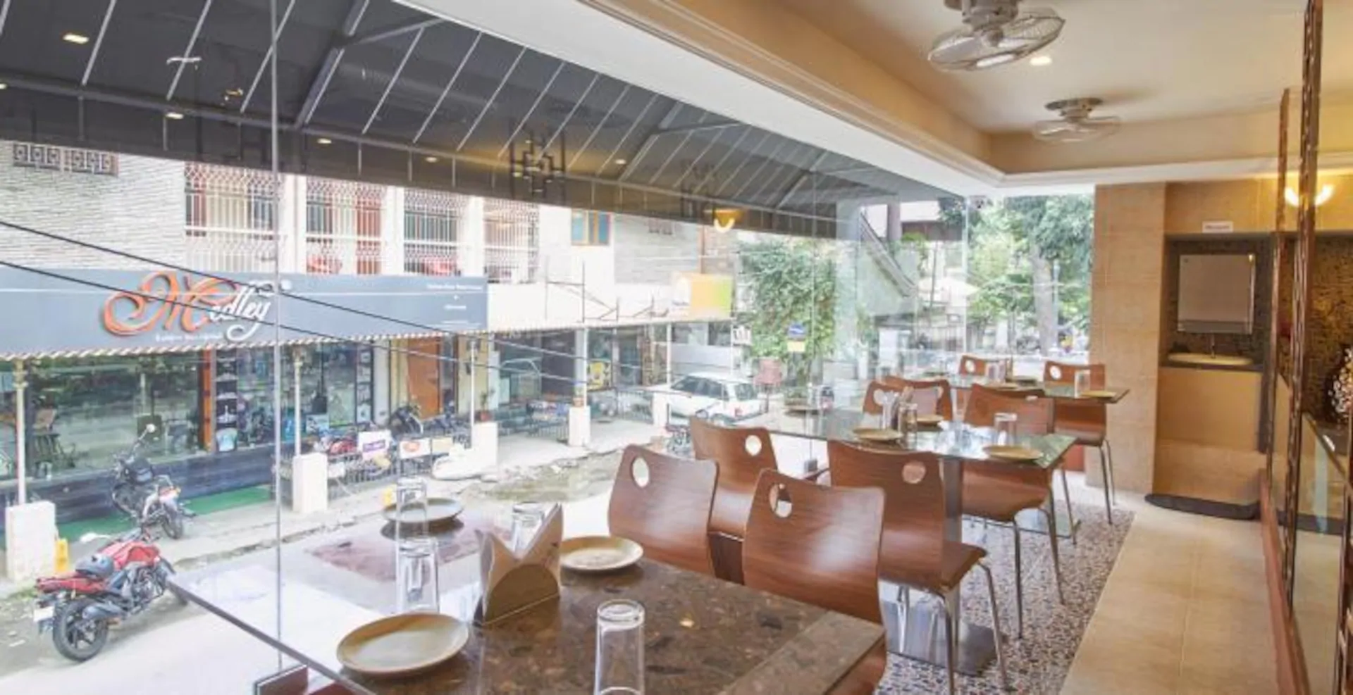 Hotel Venition Inn,Coimbatore,3 star