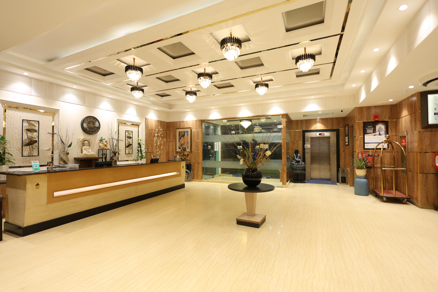 Days Hotel By Wyndham Neemrana,Chaubara,3 star