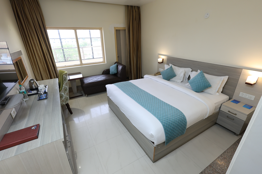 days hotel by wyndham neemrana