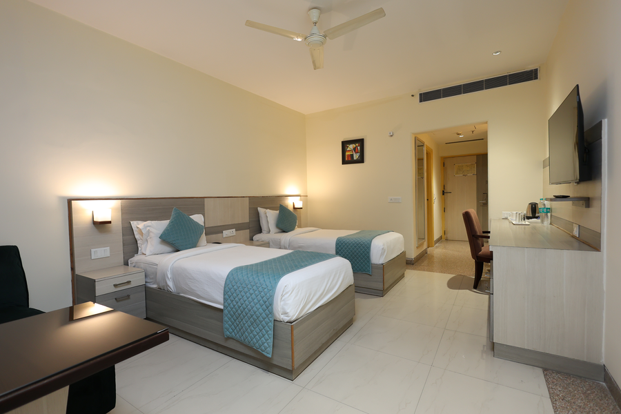 days hotel by wyndham neemrana
