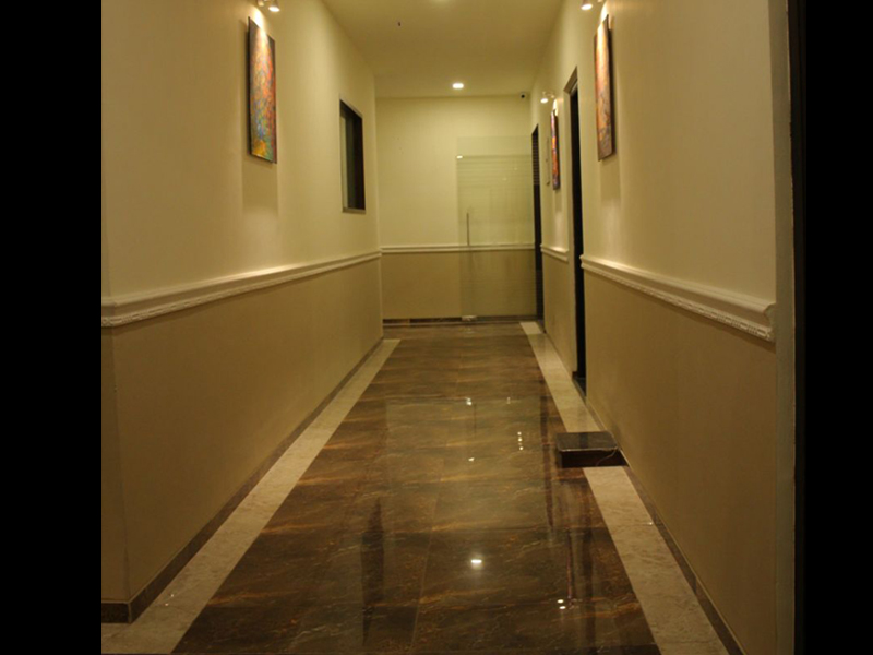 Hotel Grand Gaayatris,Pallavaram,3 star