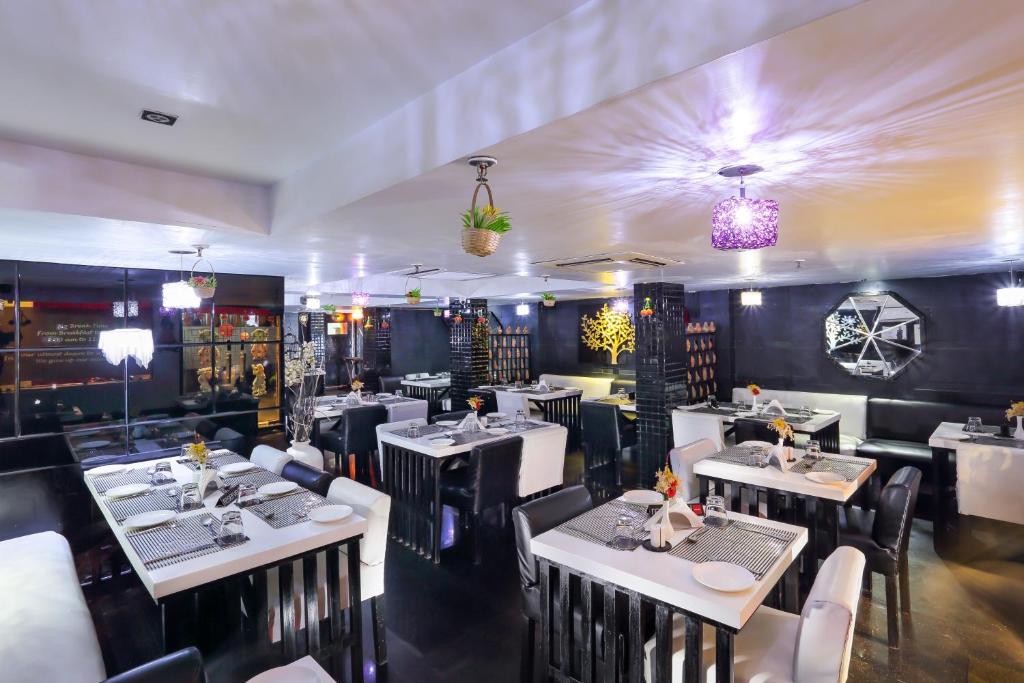 Hotel Narayani Enclave,Belgachia,3 star