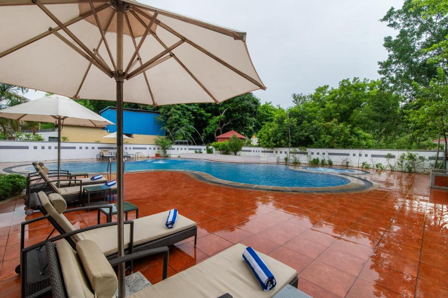 Sterling Arunai Anantha Resort,Athiyandal,4 star
