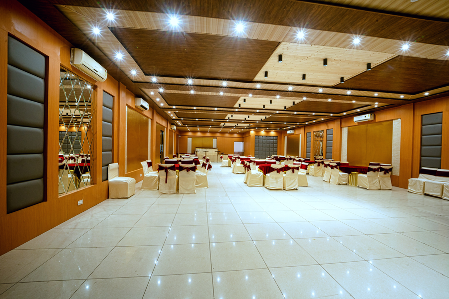 Grand Legacy Beacon, Dehradun,Saharanpur Road, Dehradun,3 star