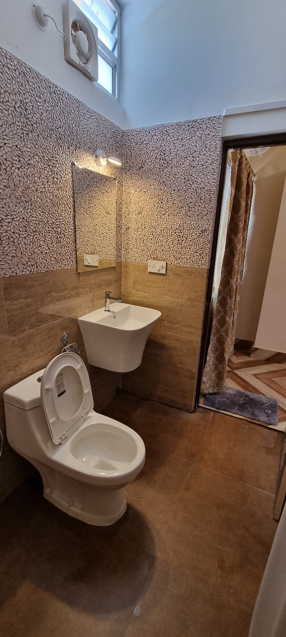 hotel shreesh neil