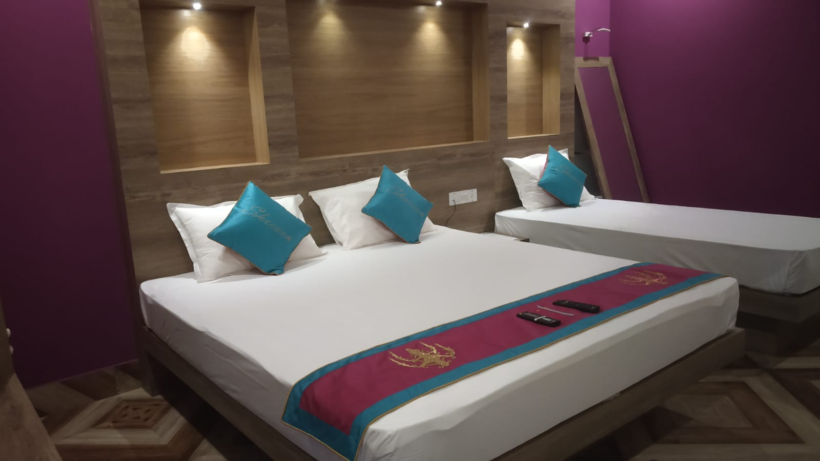 hotel shreesh neil