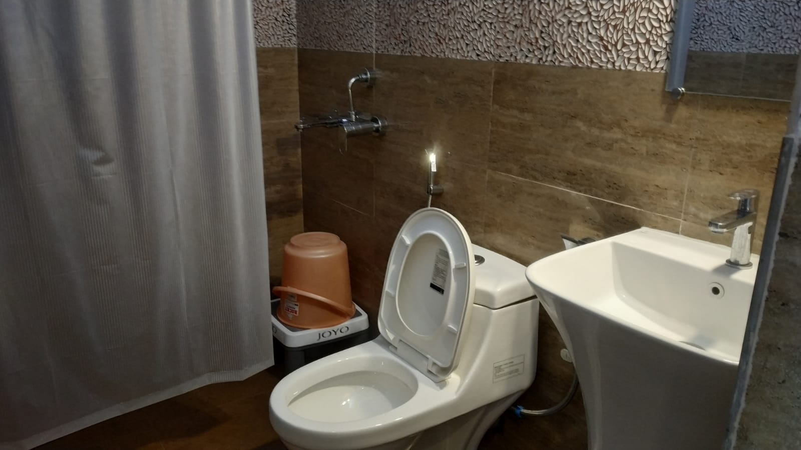 hotel shreesh neil