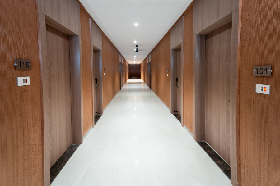 hotel high rise regency