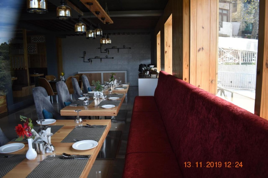 clarks exotica resort ramgarh mukteshwar