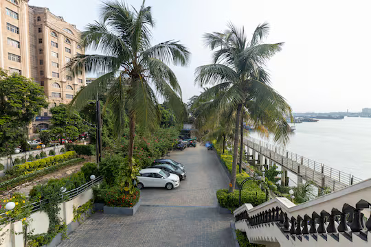 polo floatel kolkata