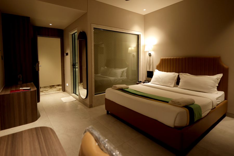 hotel golden tulipz