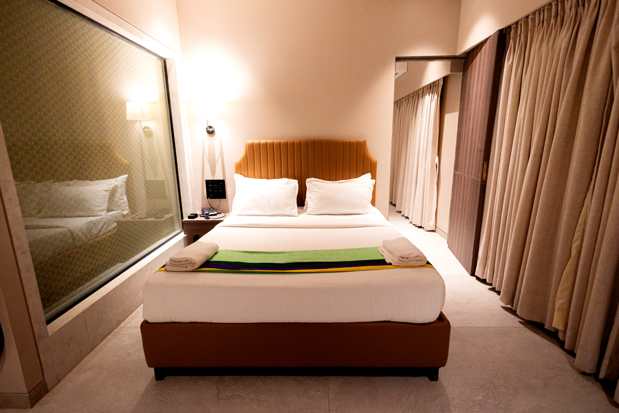 hotel golden tulipz