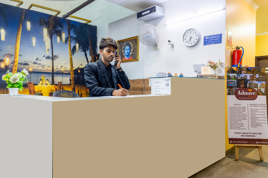 Hotel Diamond Stays,Sector 52 Noida,3 star