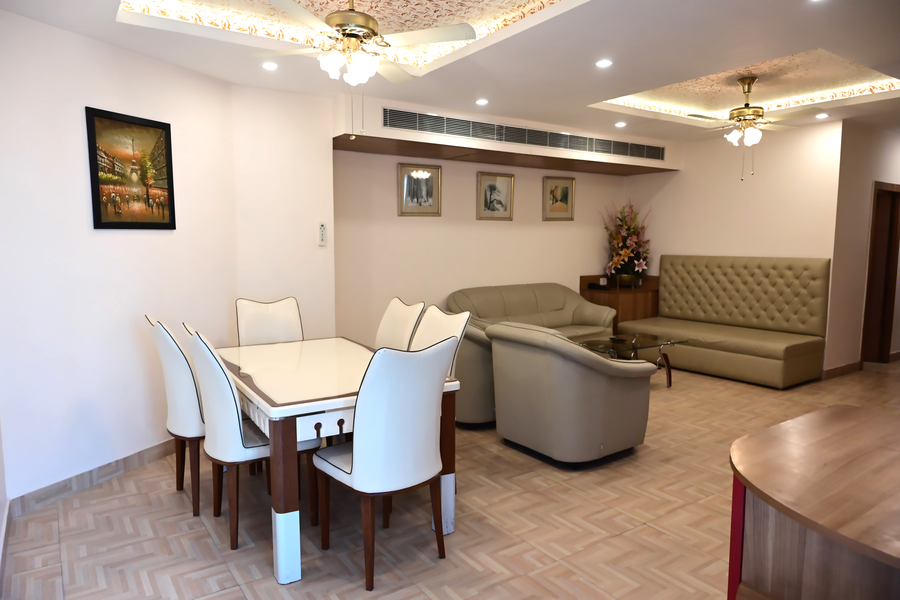 Grand Continental Hotel,Near Civil Lines Bus Station,4 star