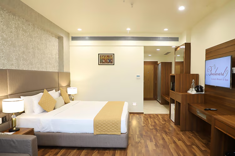 boulevard9 nadiad ihcl seleqtions