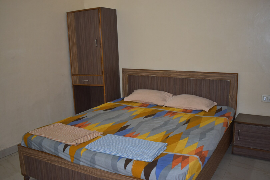 Hotel Swastik,Jivan Vihar,3 star