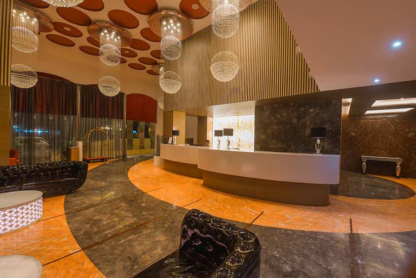 Hotel Imperial Grand,Jabsinghpura Marg,4 star