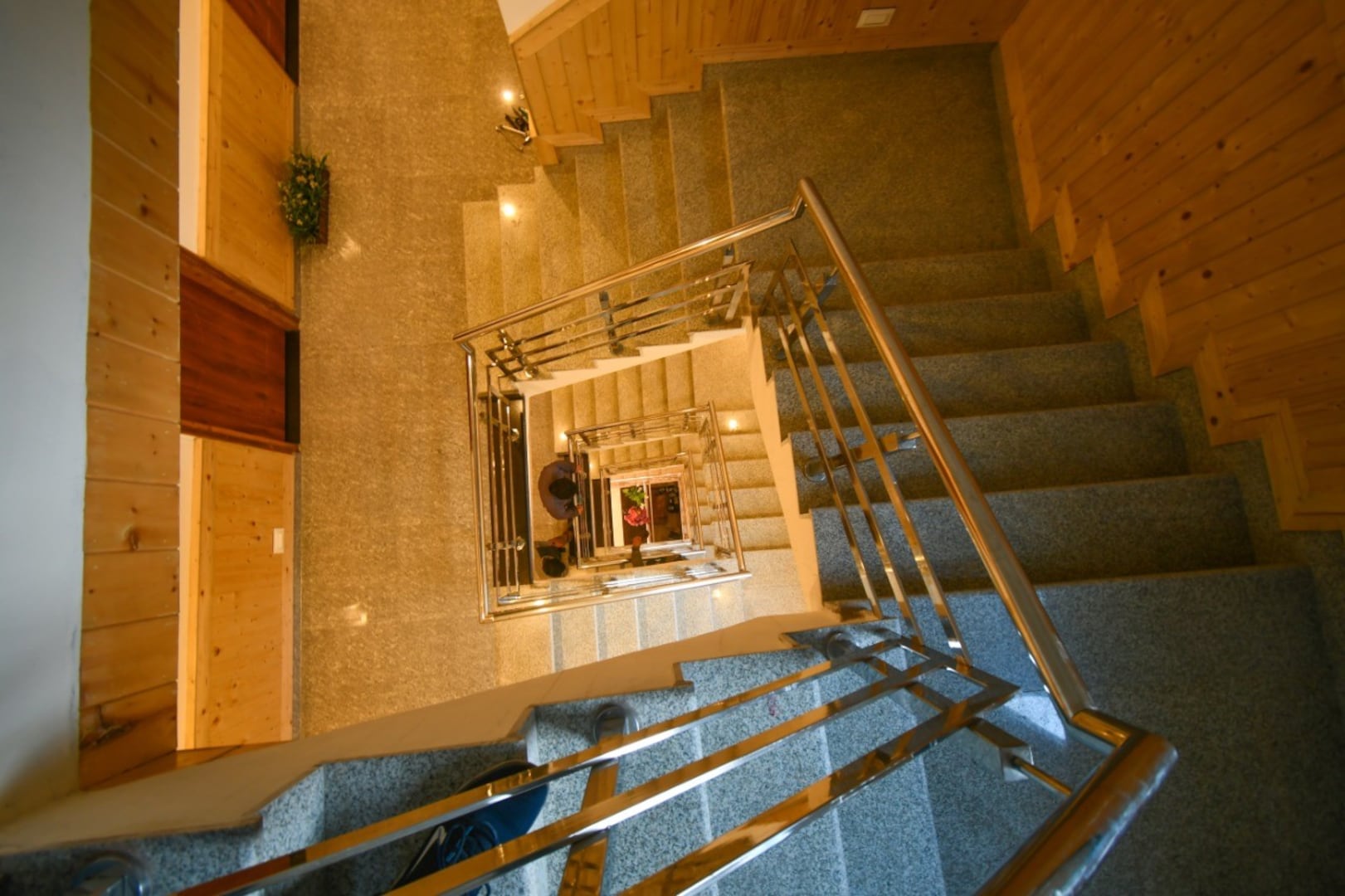 Hotel Mountain Pearl,New Manali>>Manali,3 star
