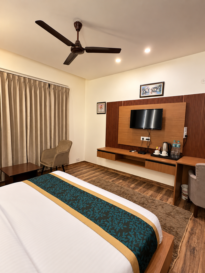 hotel the vaikunth