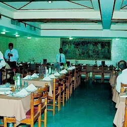 hotel mayur by roomsinc