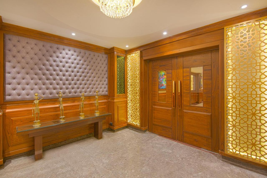 Lemon Tree Hotel Baddi,Sandholi,4 star