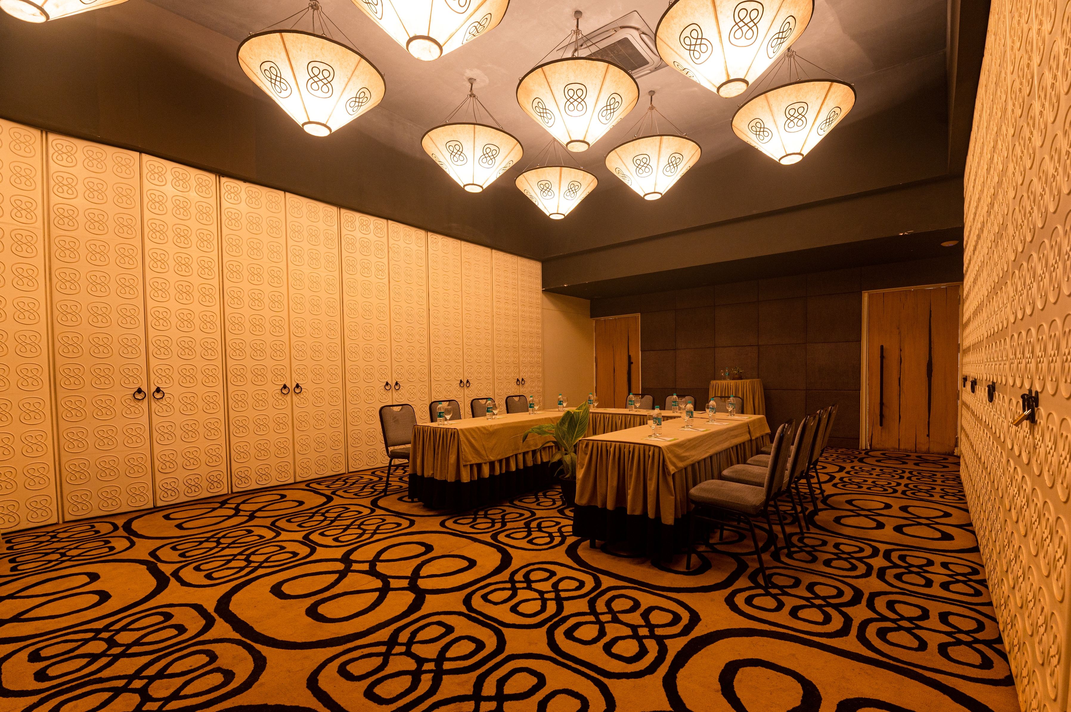 3102bce a vedic resort