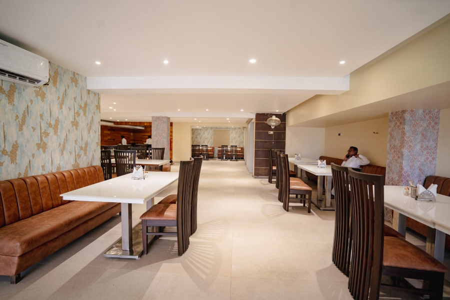 Hotel Mezbaan,India>>Raipur,2 star