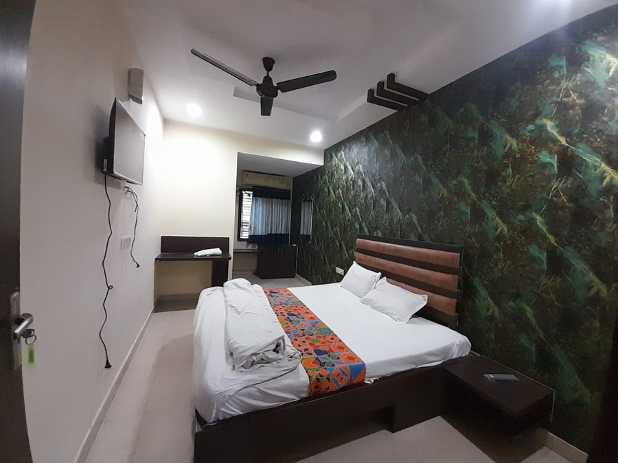 hotel mezbaan