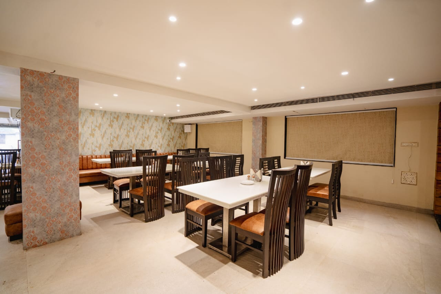 Hotel Mezbaan,India>>Raipur,2 star