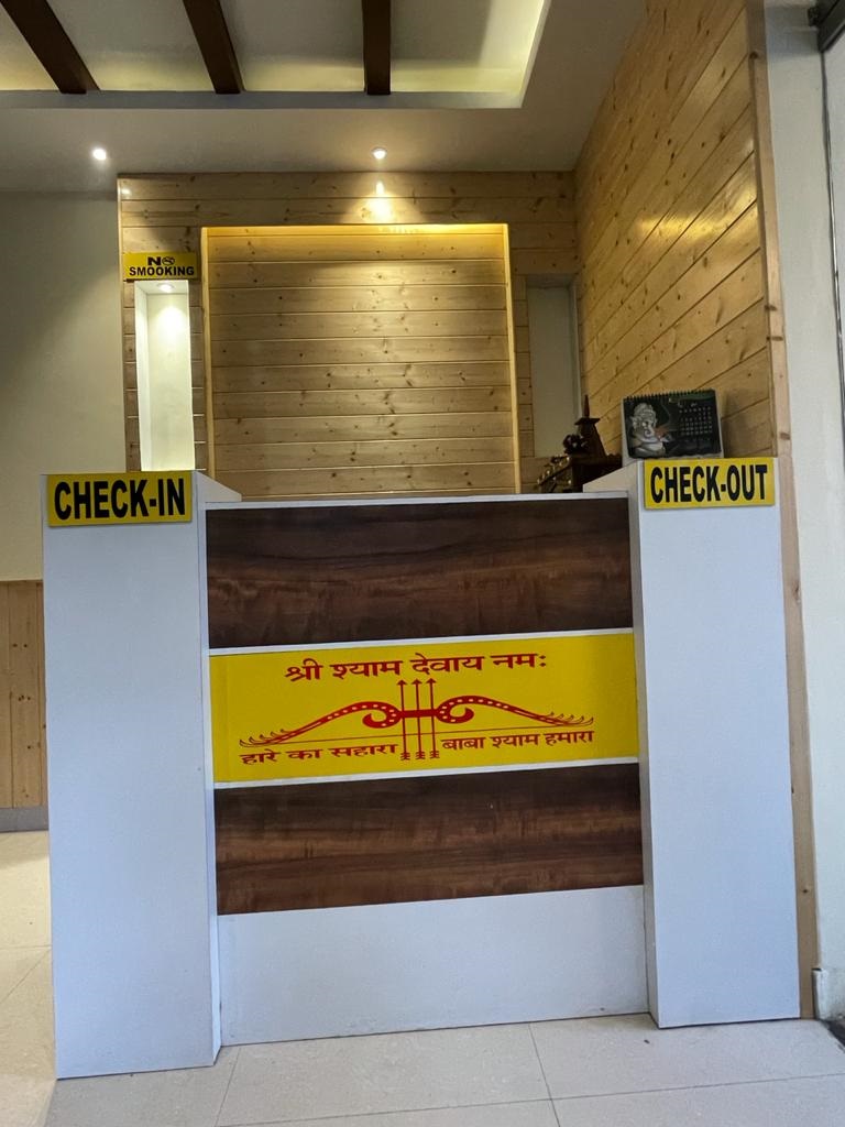 aarti villa hotel
