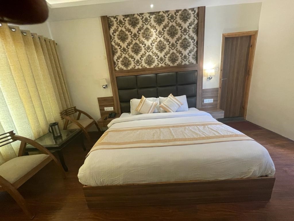 aarti villa hotel
