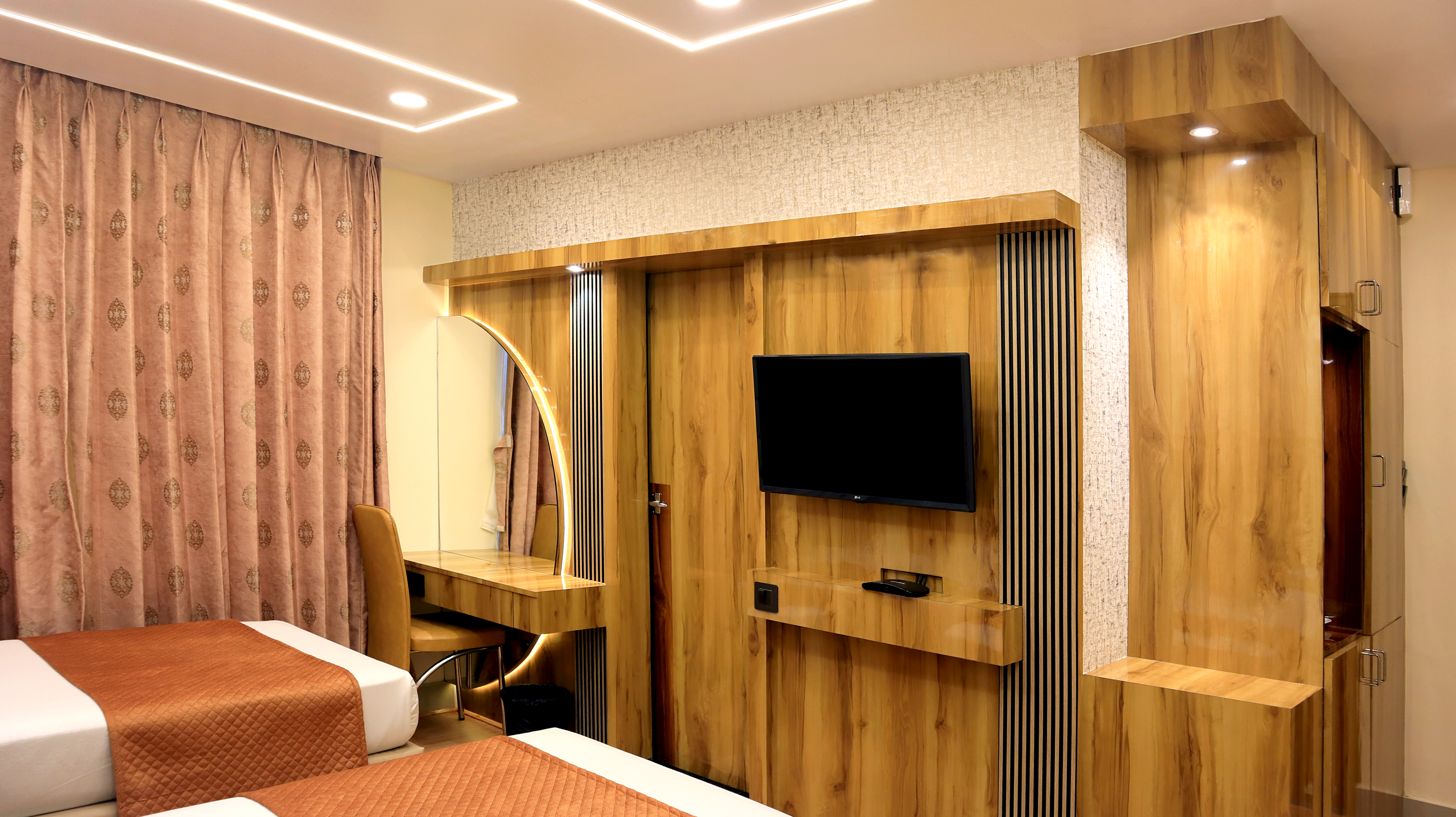 hotel executive tower