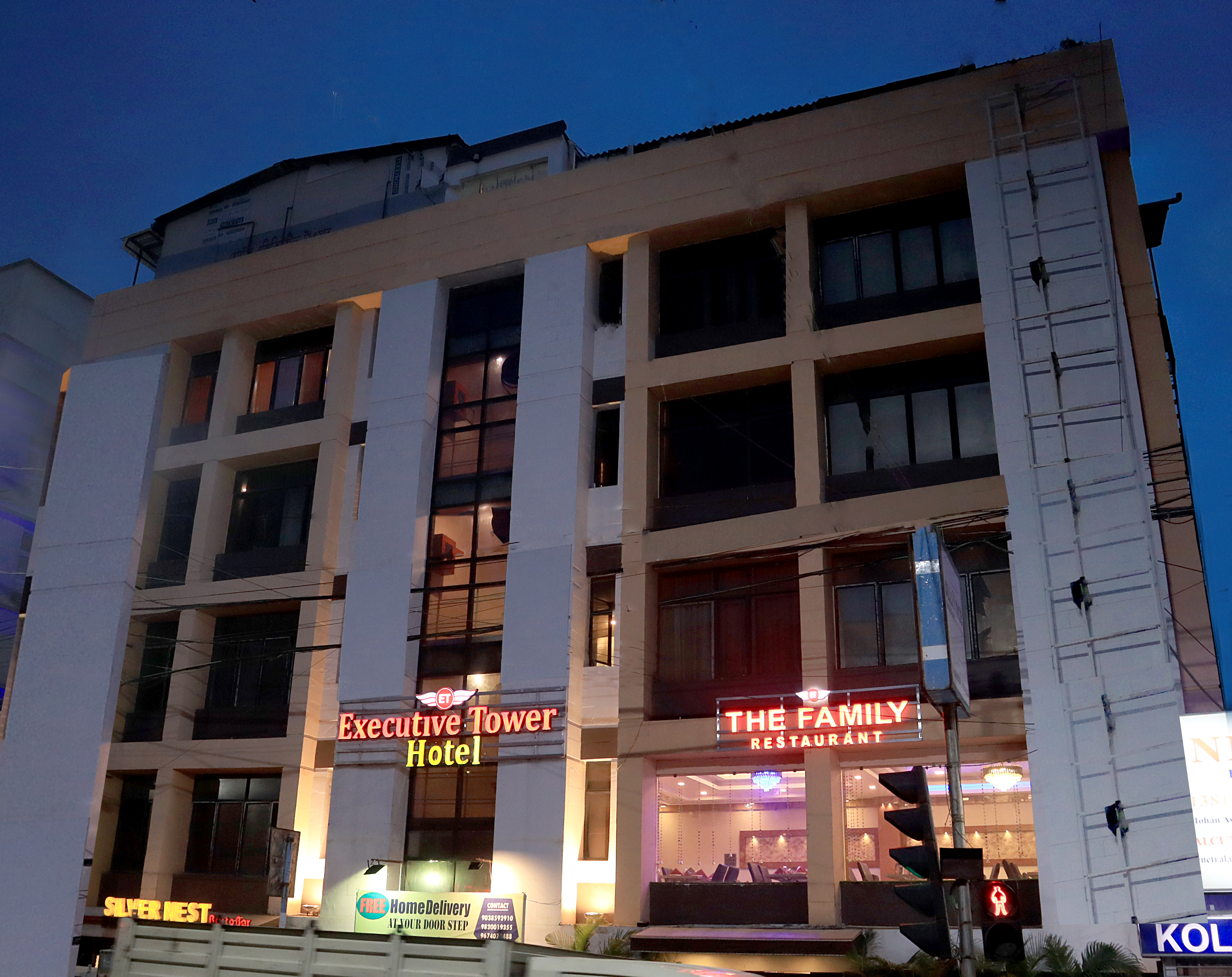 Hotel Executive Tower,Entally,3 star