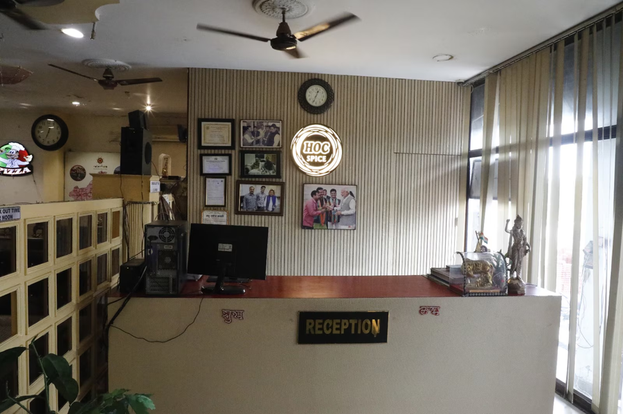 hotel om complex