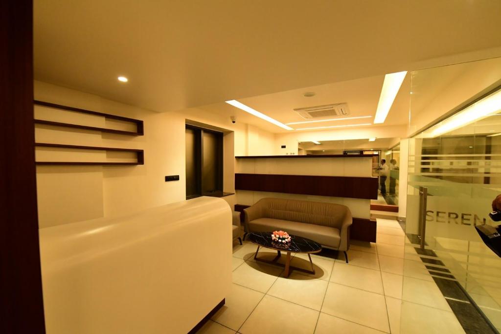 M Pro Palace Mysore - 12 Minutes To Mysore Palace,Near Devegowda Circle,3 star