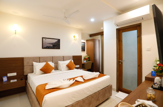 hotel dolphin international