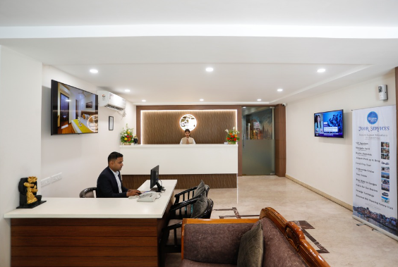 hotel dolphin international