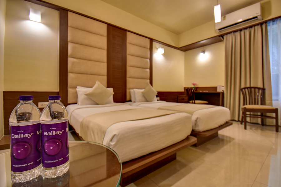 hotel ivy studios