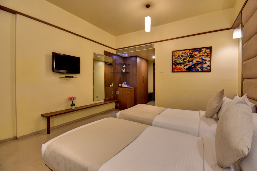hotel ivy studios