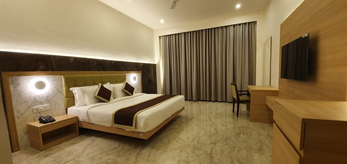 villa le palms a luxury resort in udaipur