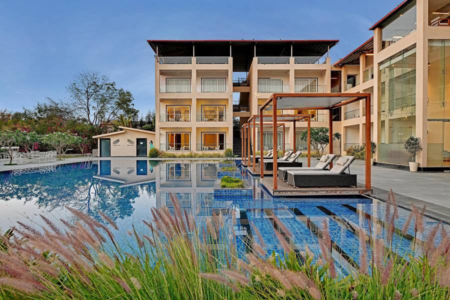 villa le palms a luxury resort in udaipur