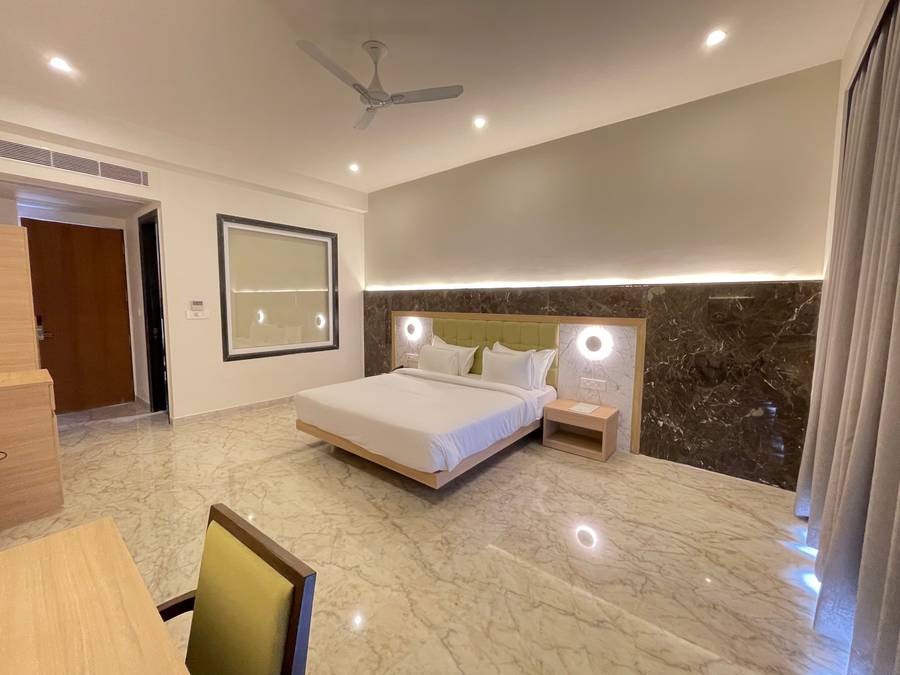 villa le palms a luxury resort in udaipur