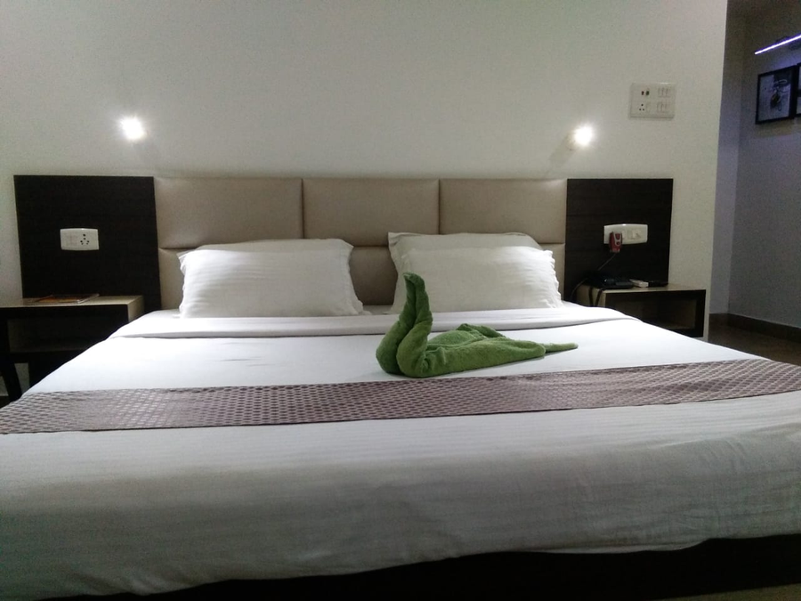 aarian woods boutique resort