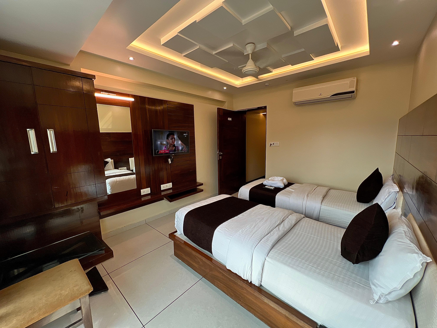 Hotel Rest Inn,Gujarat>>Surat,3 star