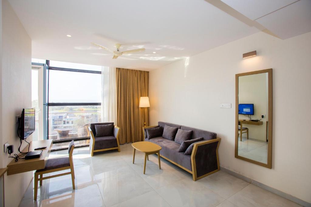 sapphire premium hotel and suite