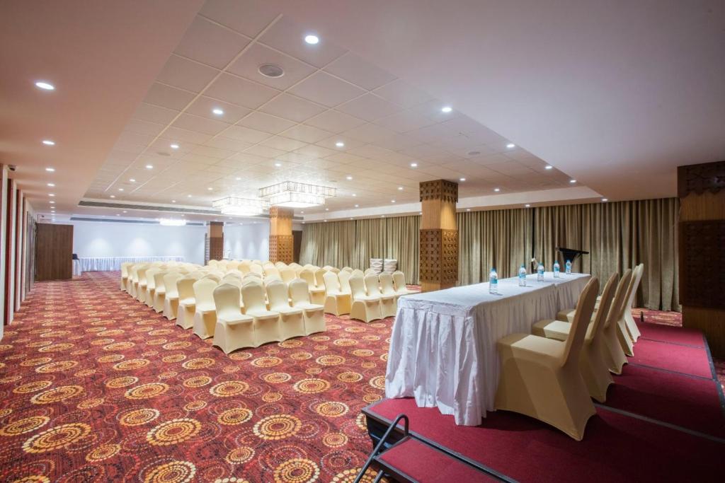 Sapphire Premium Hotel And Suite,Malkapur,3 star