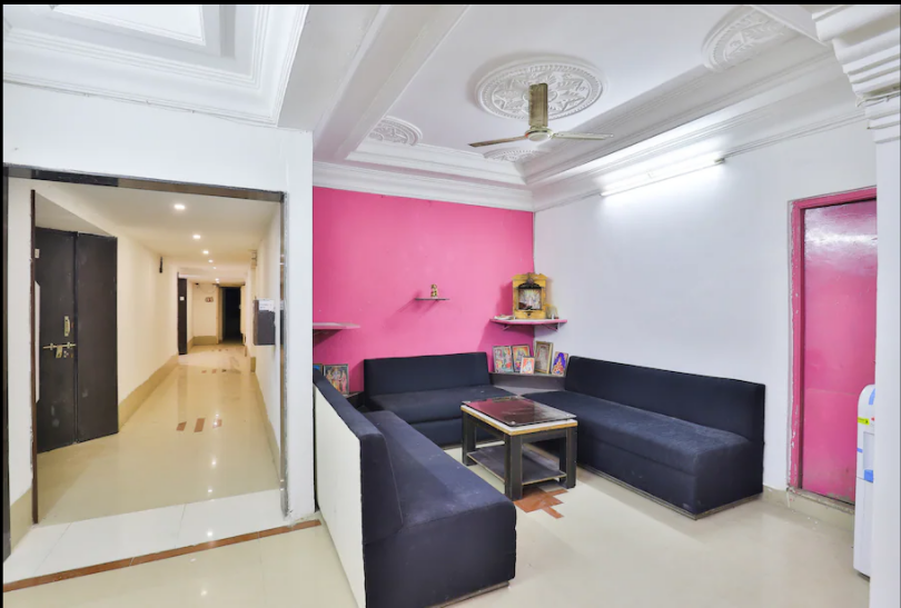 Hotel Tushar,Shahibag,3 star